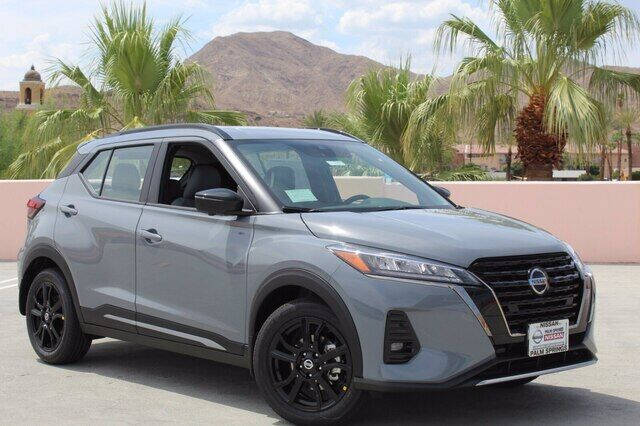 2021 Nissan Kicks SR
