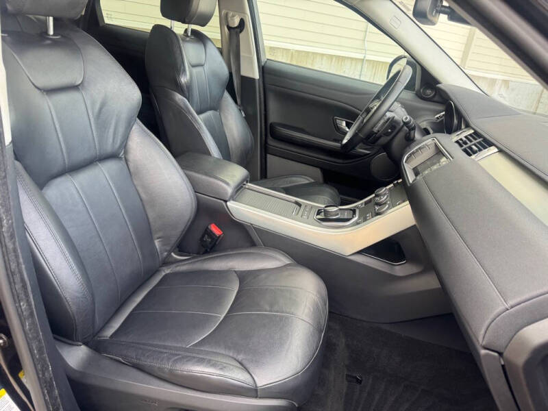 2017 Land Rover Range Rover Evoque SE