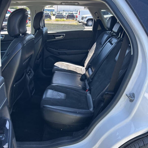 2016 Ford Edge Sport