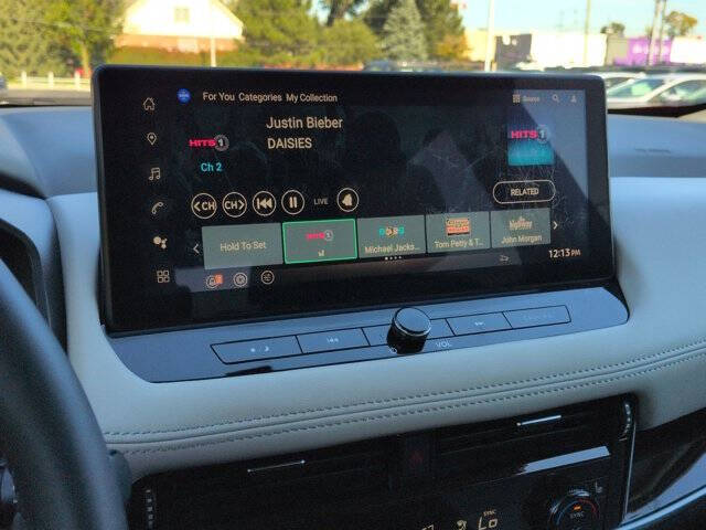 2025 Nissan Rogue SL