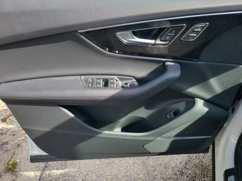 2024 Audi Q7 quattro Premium Plus 45 TFSI