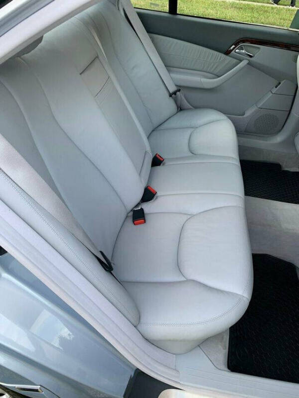 2000 Mercedes-Benz S-Class S 500