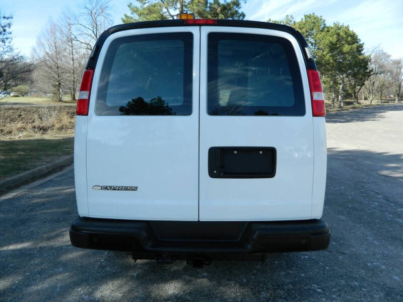 2020 Chevrolet Express 2500