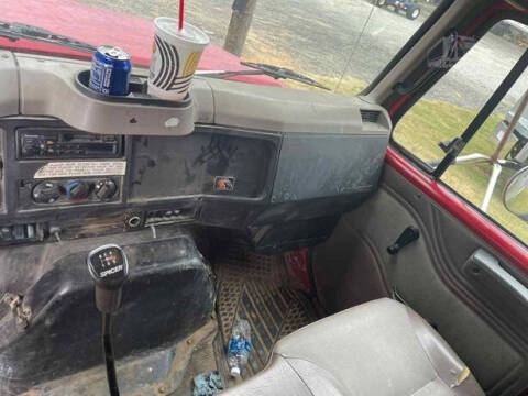 2001 International 4900