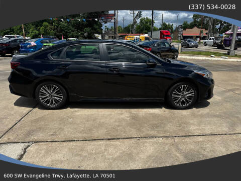 2022 Kia Forte GT Line