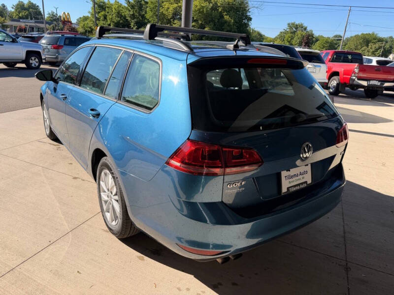 2016 Volkswagen Golf SportWagen