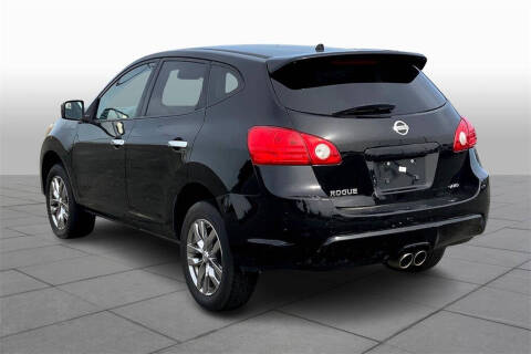 2010 Nissan Rogue S Krom