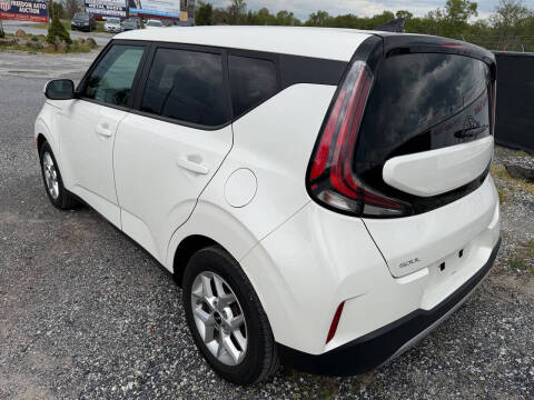 2023 Kia Soul LX