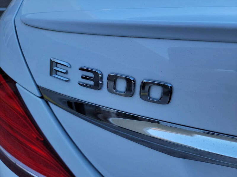 2017 Mercedes-Benz E-Class E 300
