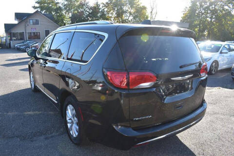 2019 Chrysler Pacifica Touring L