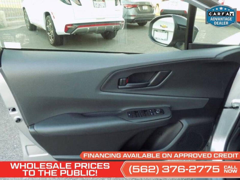 2024 Toyota Prius LE