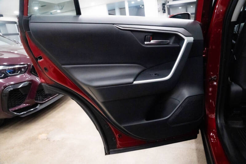 2023 Toyota RAV4 Hybrid XLE Premium