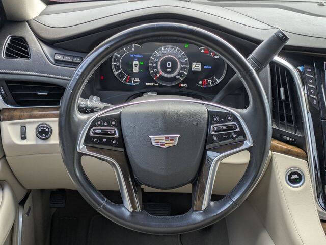2018 Cadillac Escalade Luxury