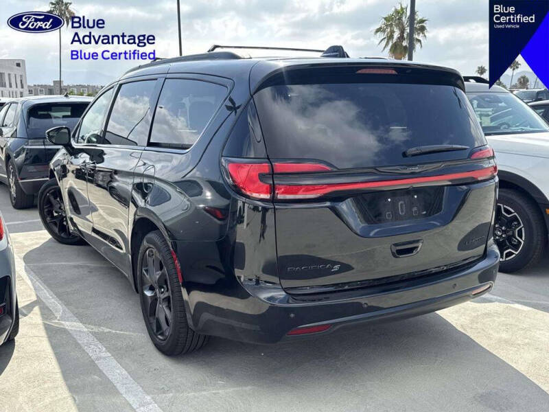 2025 Chrysler Pacifica Limited