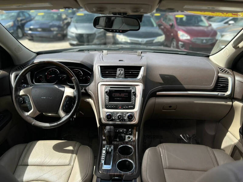 2016 GMC Acadia Denali
