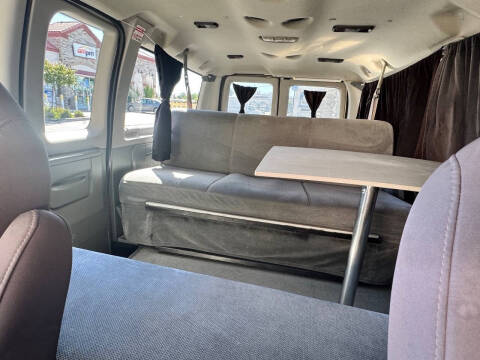 2013 Ford E-Series E-150 XLT