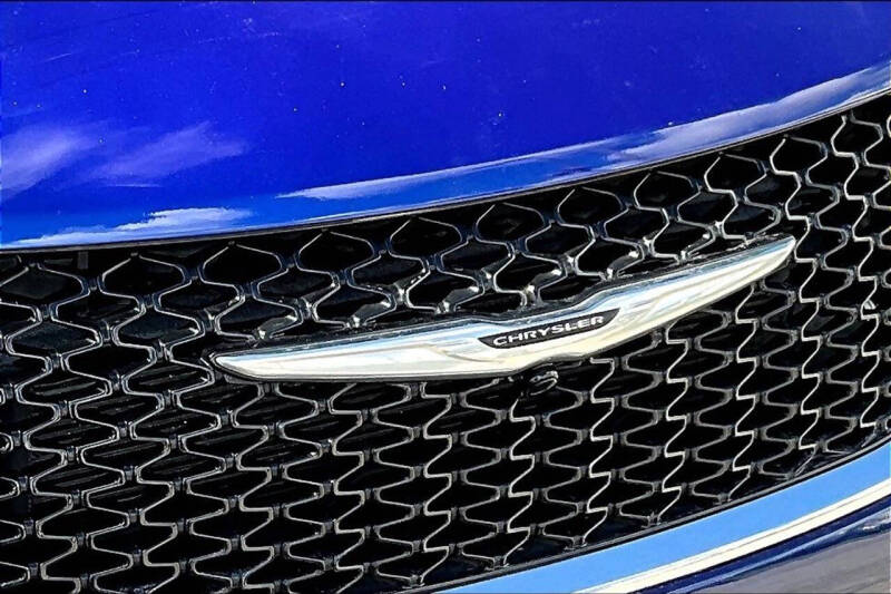 2021 Chrysler Pacifica Touring L