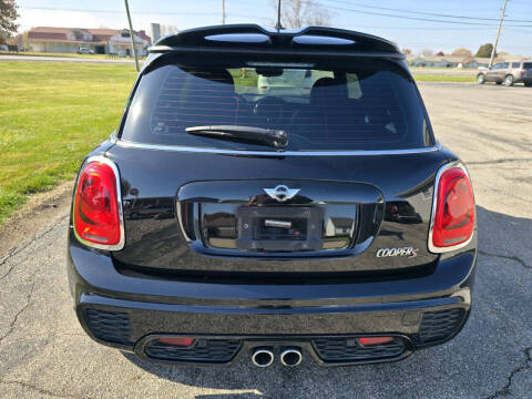 2018 MINI Hardtop 2 Door Cooper S