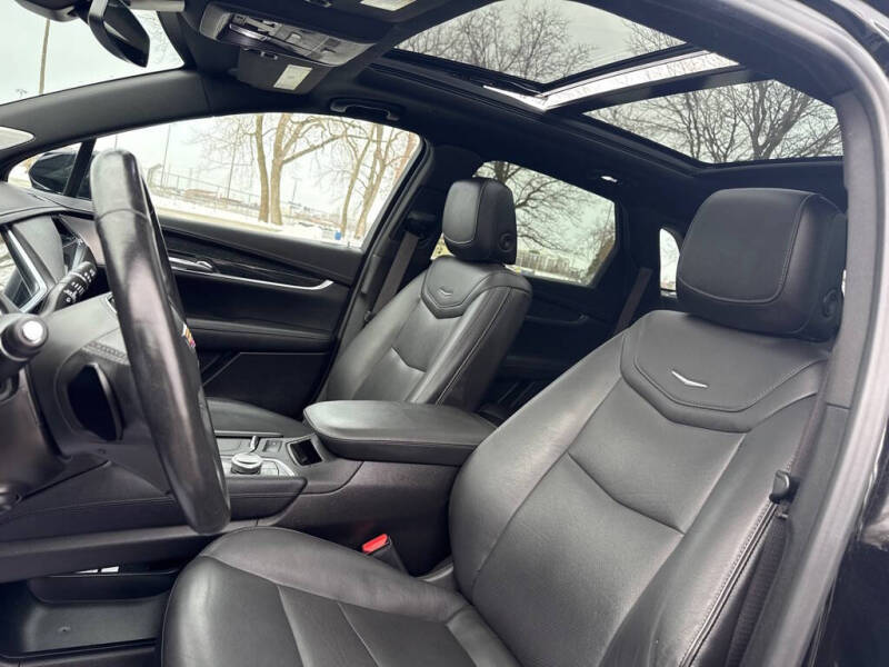 2021 Cadillac XT5 Premium Luxury