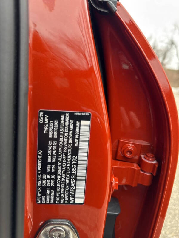 2025 Porsche Macan GTS