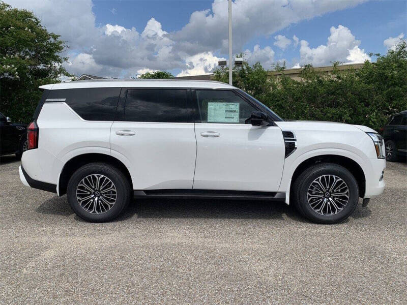 2025 Nissan Armada SL