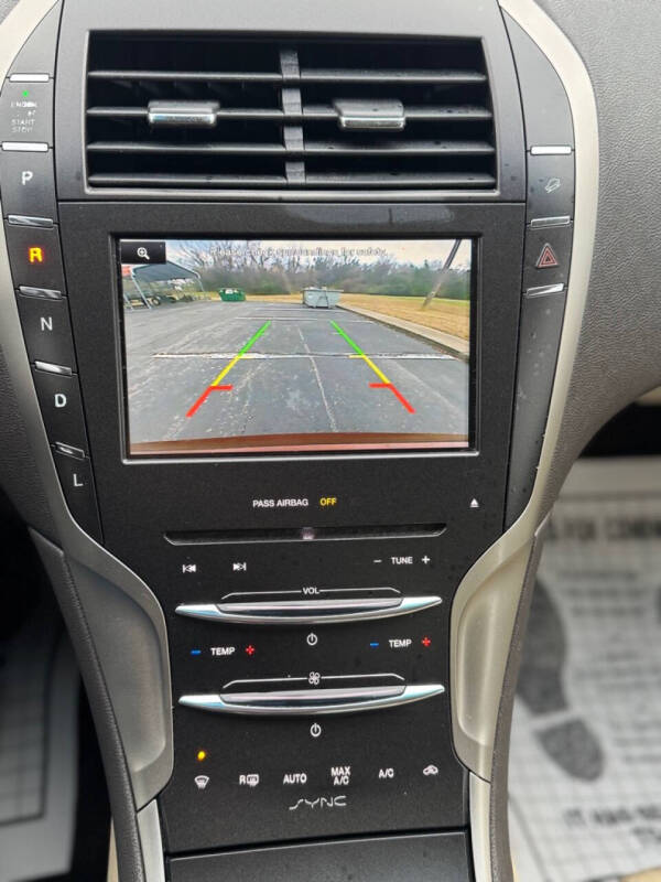 2015 Lincoln MKZ Hybrid