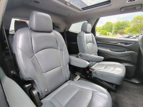 2020 Buick Enclave Essence