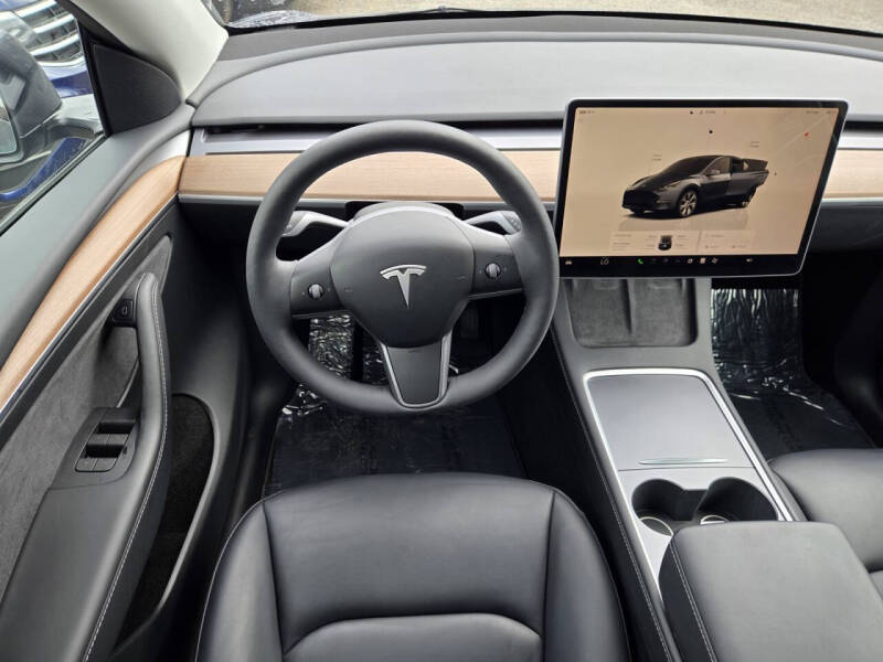 2023 Tesla Model Y Long Range