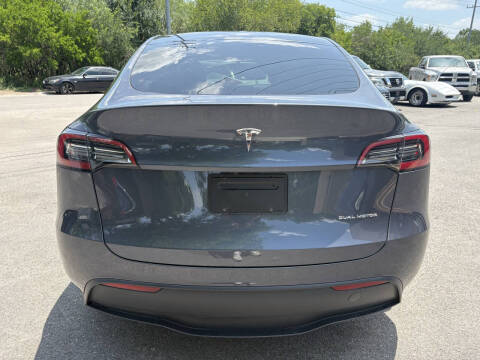 2023 Tesla Model Y Long Range