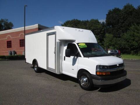 2022 Chevrolet Express for sale at Tri Town Truck Sales LLC in Watertown CT