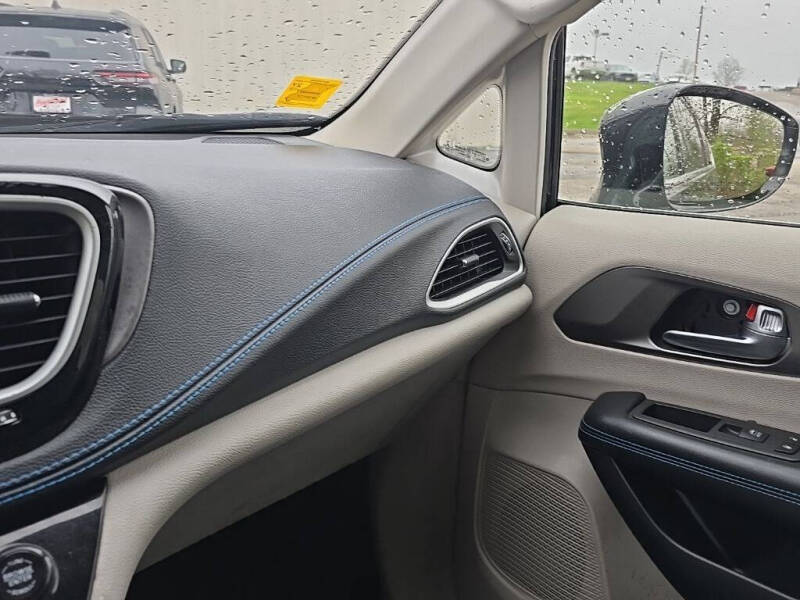 2021 Chrysler Pacifica Hybrid Touring L