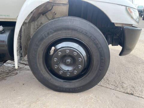 2004 International DuraStar 4300