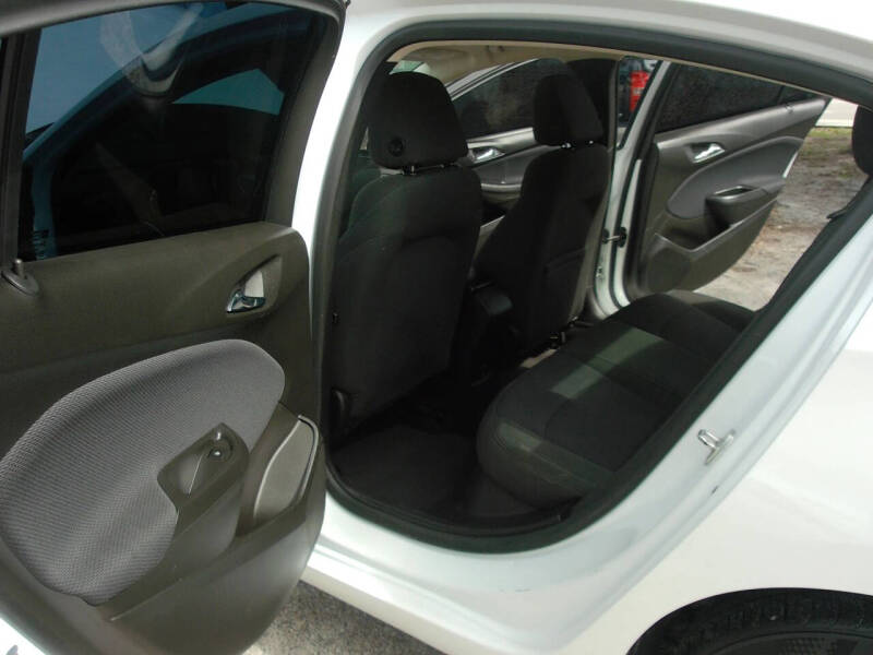 2017 Chevrolet Cruze LT Auto