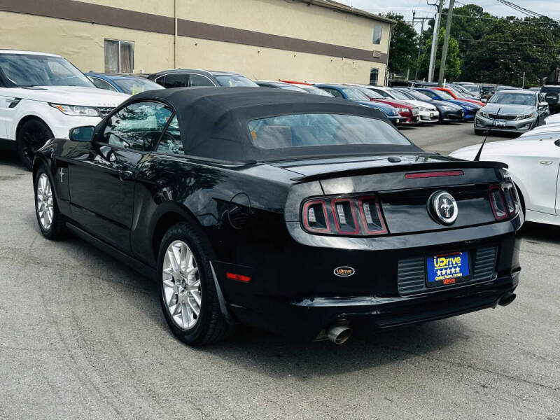 2014 Ford Mustang V6
