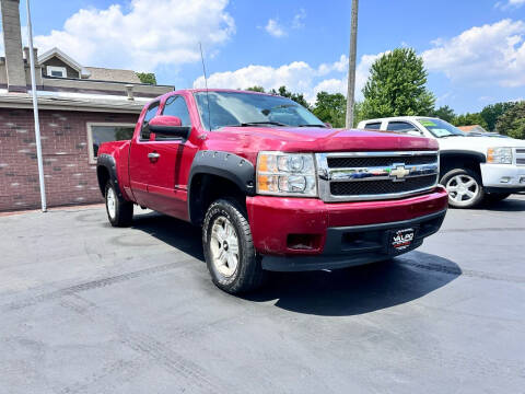 2007 Chevrolet Silverado 1500 for sale at Valpo Motors in Valparaiso IN