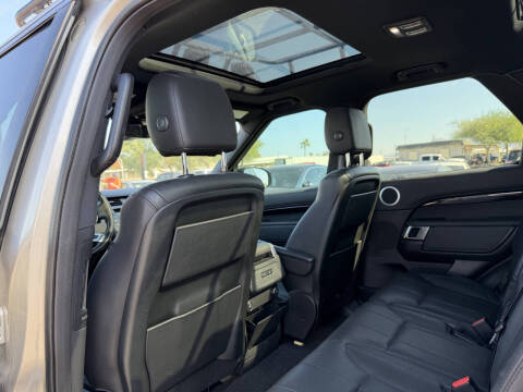 2017 Land Rover Discovery SE