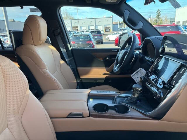 2026 Lexus LX 600 Luxury