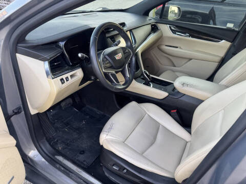 2017 Cadillac XT5