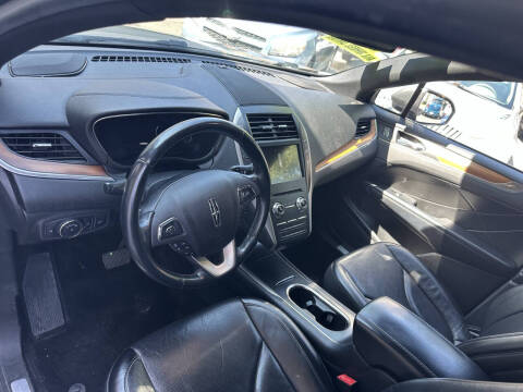 2017 Lincoln MKC Reserve