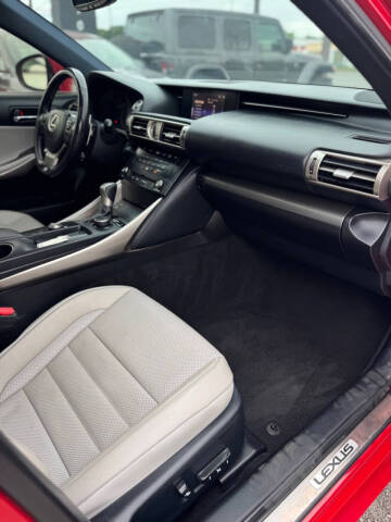 2016 Lexus IS 200t