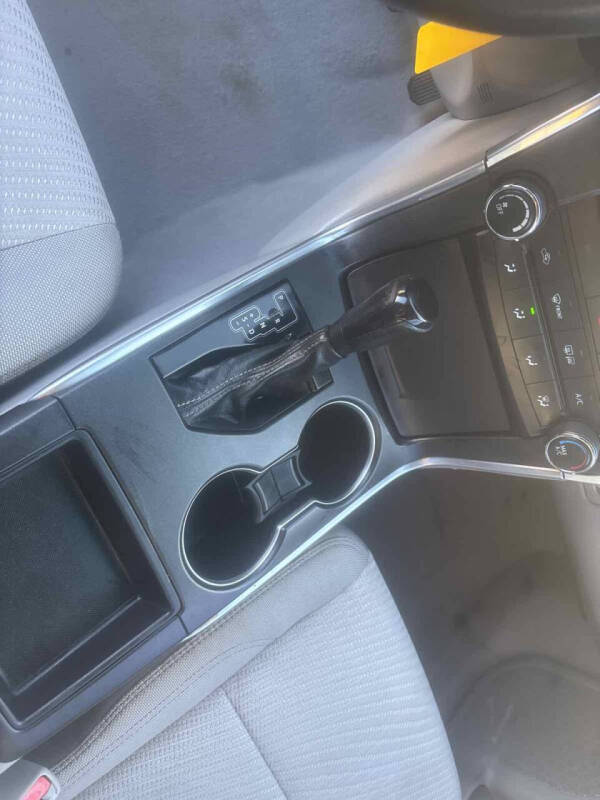 2015 Toyota Camry SE