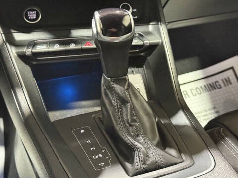 2022 Audi Q3 quattro S line Prem Plus 45 TFSI