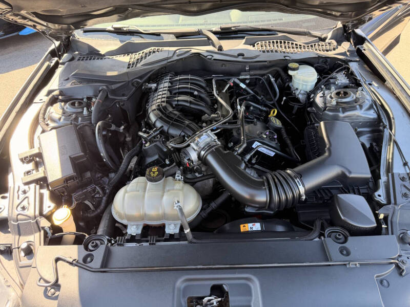 2015 Ford Mustang V6