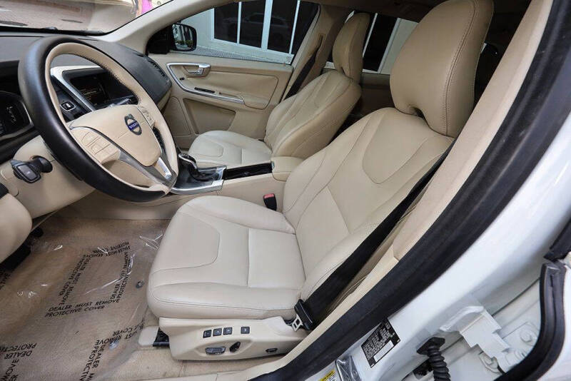 2015 Volvo XC60 T6