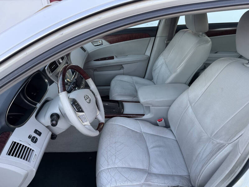 2011 Toyota Avalon Limited