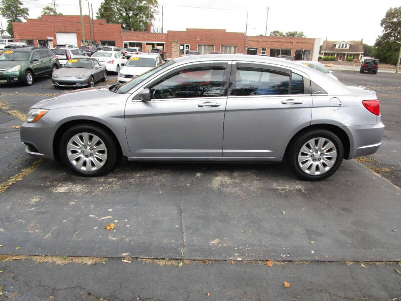 2014 Chrysler 200 for sale at Taylorsville Auto Mart in Taylorsville NC