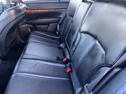 2011 Subaru Outback 2.5i Limited