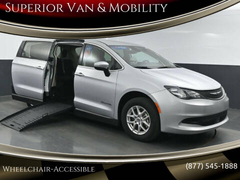 2023 Chrysler Voyager LX