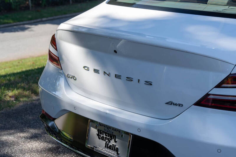 2022 Genesis G70