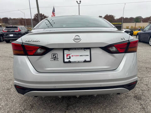 2022 Nissan Altima 2.5 SV